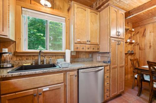 Wilmington Vacation Rental Near Hiking and Skiing!