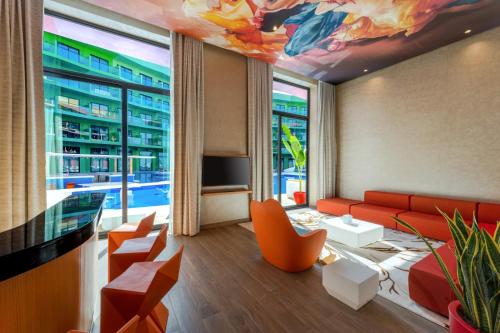 Swimming pool, voco Monaco Dubai, an IHG Hotel, Adults Only, World Islands By IHG in The World Islands