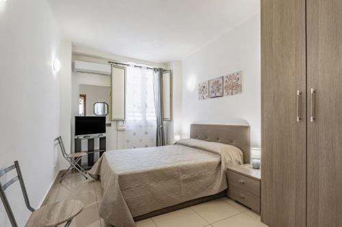 GuestHost - Catania Comfy & Central Apartment x3! 3