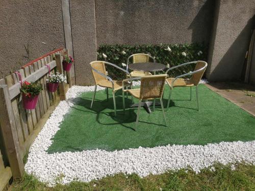 Kert, 1 bedroom flat with easy parking/public transport in Coldside