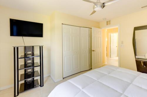 Port St Lucie Vacation Rental with Furnished Patio!