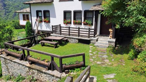 Авина къща in Kovachevitsa