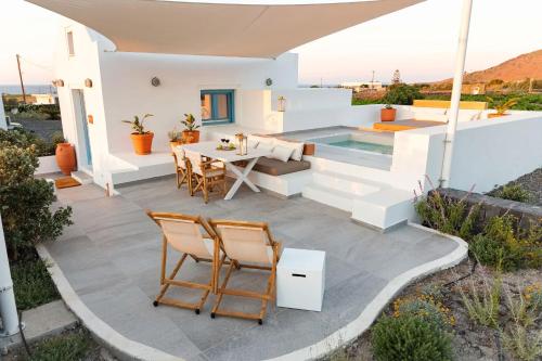 Wonderful Santorini House - Villa Mezzo Honeymoon - Private Pool - Sea Views & Plunge Pool - Finikia-Oia