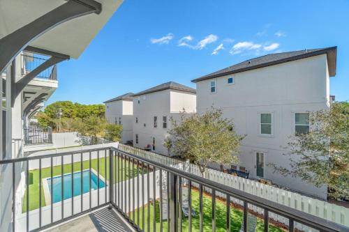 Tidal Time Estate With Golf Cart And Game Room