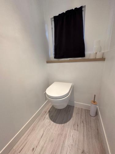 Vannas istaba, Studio SPA Balnéo - Jardin privé (Studio SPA Balneo - Jardin prive) in Maureilhan