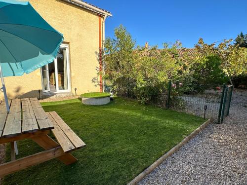 Dārzs, Studio SPA Balnéo - Jardin privé (Studio SPA Balneo - Jardin prive) in Maureilhan