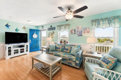 Surf City Vacation Rental Walk to Beach! - Apartment - Surf City