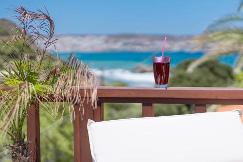 Rock and Sea View House - Location saisonnière - Sitía