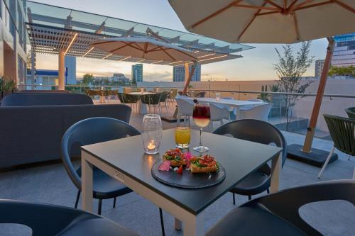 Facilities, City Express Plus by Marriott Guadalajara Providencia near Hospital Mexico Americano