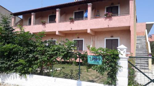  lina studios in Mesongi