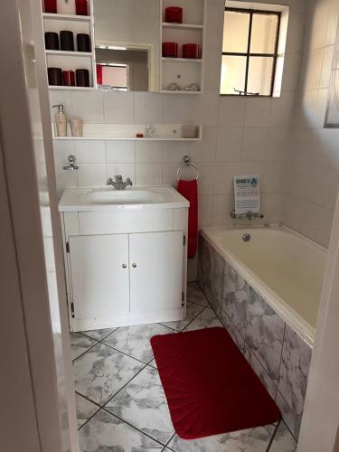 2 Op Terblanche Guesthouse – Boksburg, NY