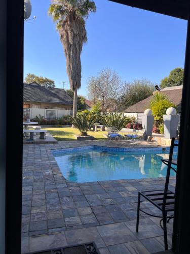 2 Op Terblanche Guesthouse – Boksburg, NY