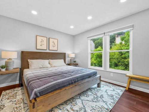 Modern and Stylish 5 Bedroom Home in Cranberry/Pittsburg in Cranberry Township, USA