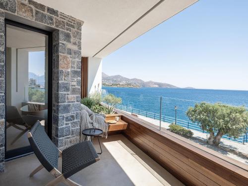 Luxury Suites steps from the beach