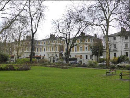 FLAT A - 33 Camden Square - Double Room 2