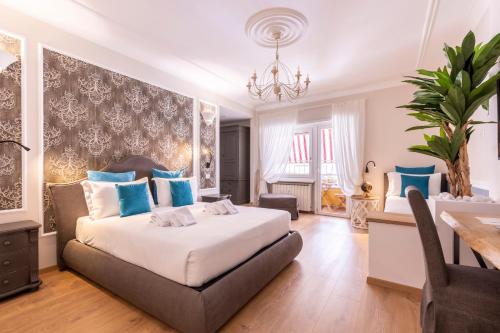 Trastevere Paper Suites