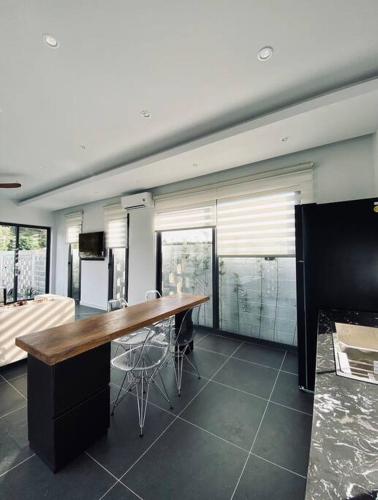 Villa co ho boi rieng tai Lang Phuoc Hai near Long Tan Cross