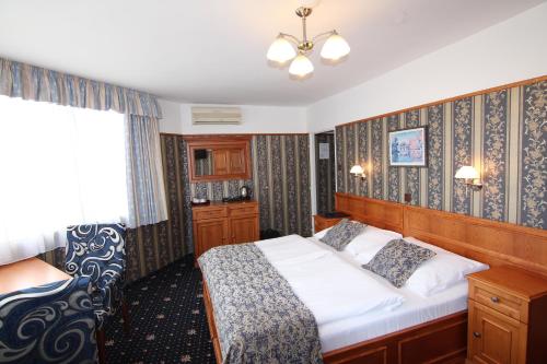 Old Prague Hotel - main image