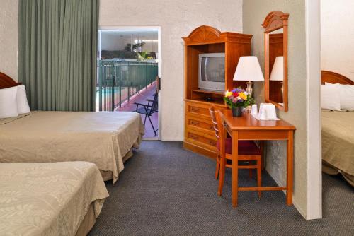 Americas Best Value Inn Loma Lodge