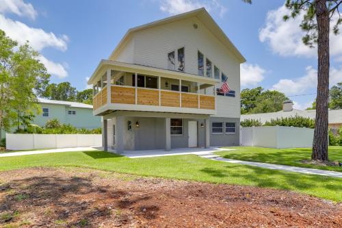 Pet-Friendly Seminole Vacation Rental Apt with Yard!