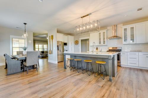 Russellville Home Near Hiking and Lake Access! in Russellville, USA