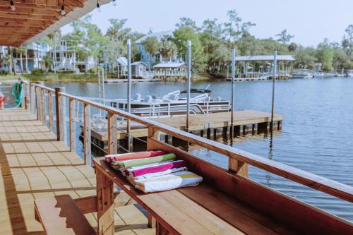 Serene Steinhatchee River Home with Boat Dock