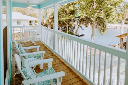Serene Steinhatchee River Home with Boat Dock