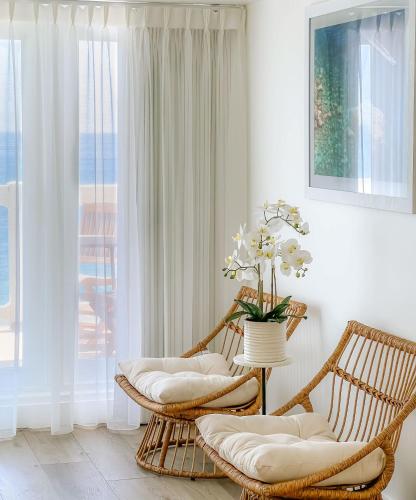 Capri Laguna on the Beach - A Boutique Hotel