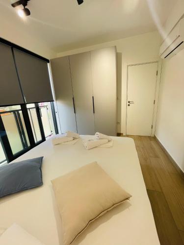 One-Bedroom Apartment image 10