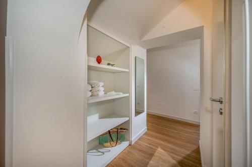 Junior Suite with Sea View image 6