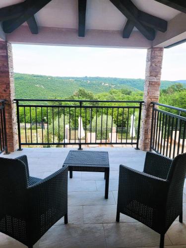 منظر, Villa Ma vie en rose in Kunj