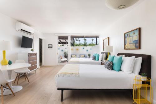 room detail thumbnail 0