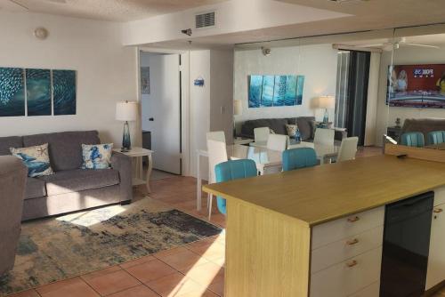 Coastline Penthouse Condo in Daytona Beach Shores, USA