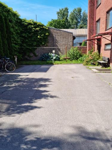 Exterior view, Kompakti yksio numero 3 pienkerrostalossa in Pori