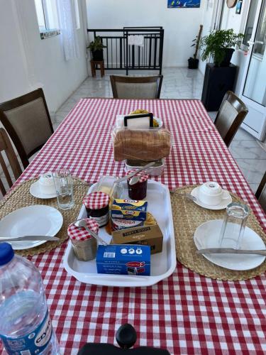 Ô Bercail du Sud chez Jeannette (O Bercail du Sud chez Jeannette) in Port Sud-Est