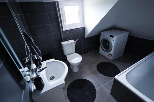 Bilik Mandi, Vila Benetton in Svitavy