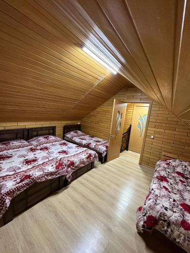 Quadruple Room with Shared Bathroom