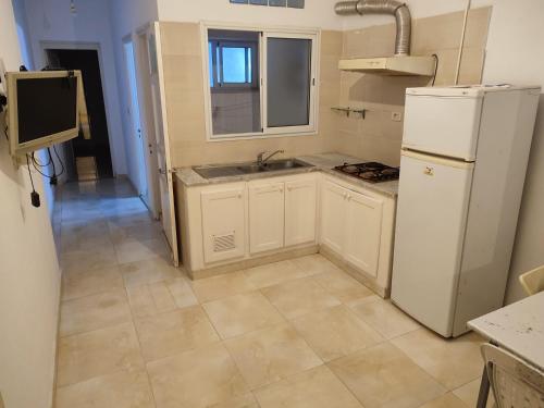 Calm place and near to the beach with water 24h in Monastir