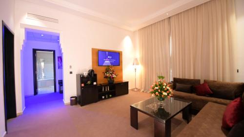 Suite, junior