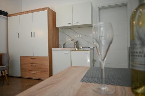 Studio Apartment image 7