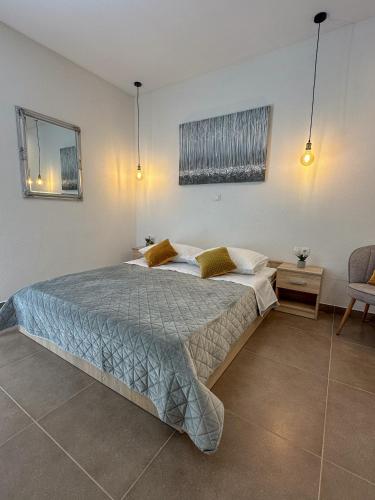 Studio Apartment image 10