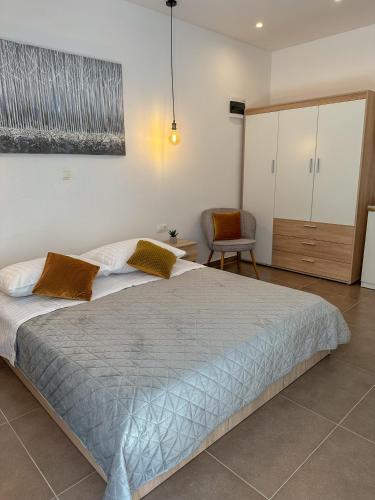 Studio Apartment image 8