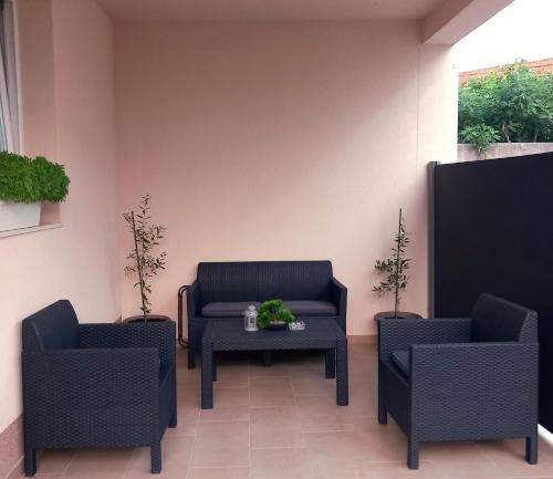 陽台/露台, NEW Apartment Roko Zvekovica -Cavtat,near Dubrovnik airport in 察夫塔特
