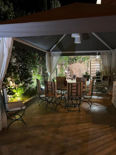 Magnifique villa avec un grand jardin et une cascade in 아가디르