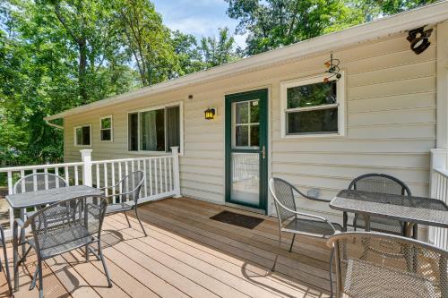 Pasadena Hideaway with Game Room and Fire Pit! in Millersville (MD)