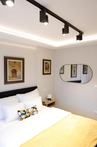 Treetop Apartments Treetop Apartments