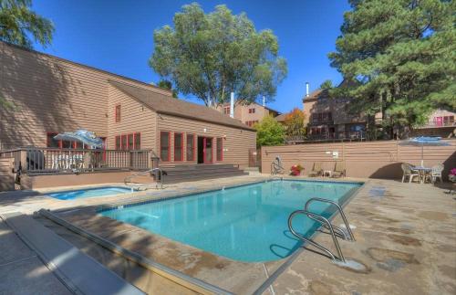 2 2 Ferringway 13 - Durango, CO