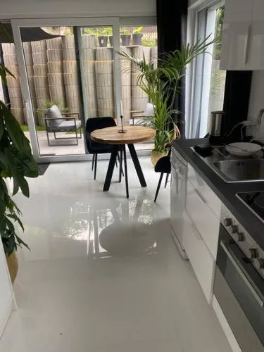 Stilvolle 1-Zimmer Wohnung mit Terasse nahe Therme und Prezero Arena in Sinsheim, Deutschland