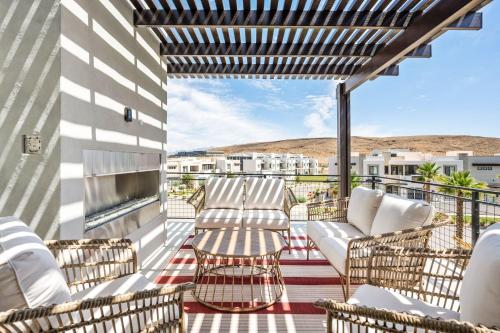 Oasis at Desert Color home - image 14