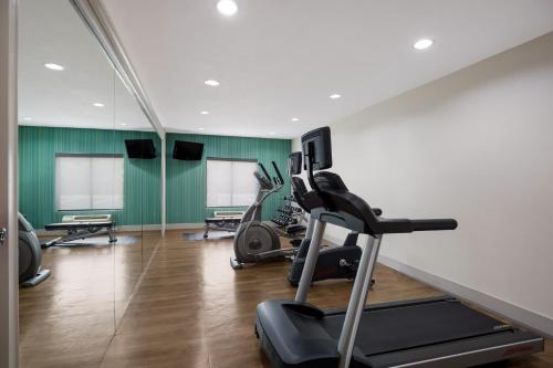 Holiday Inn Express Hotel & Suites Newton Sparta By IHG - 피트니스 센터